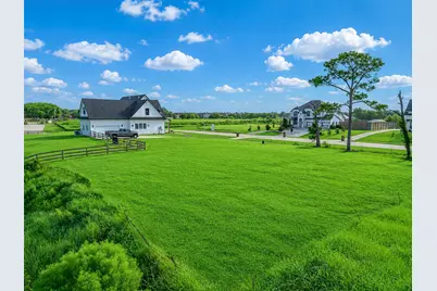 4116 Leslies Way, Dickinson, TX 77539 - Photo 2