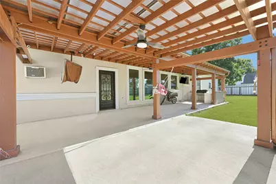 509 Joan Of Arc Drive, Hempstead, TX 77445 - Photo 4