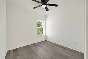 7957 Booker St, Houston, TX 77028 - Photo 16