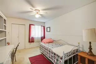 1414 W 9th St, Freeport, TX 77541 - Photo 32