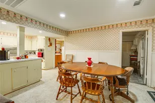 1414 W 9th St, Freeport, TX 77541 - Photo 12