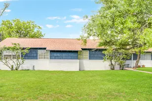 1414 W 9th St, Freeport, TX 77541 - Photo 4