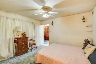 1414 W 9th St, Freeport, TX 77541 - Photo 22