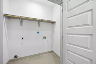 7646 Calhoun Rd, Houston, TX 77033 - Photo 22