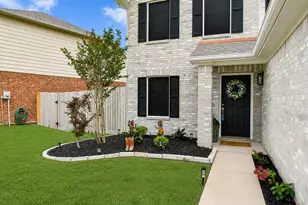9310 Windy Spring Ln, Houston, TX 77089 - Photo 2