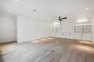 40 River Hollow Ln, Houston, TX 77027 - Photo 34
