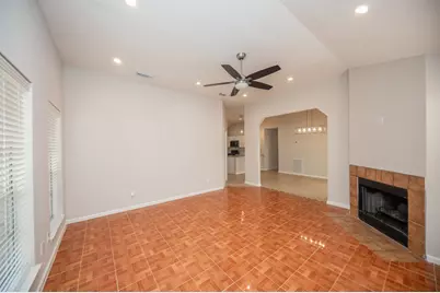 121 Coffee Lane, Lake Jackson, TX 77566 - Photo 6