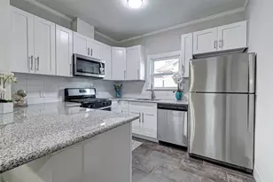 2420 Huldy St, Houston, TX 77019 - Photo 10