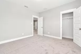 2717 Ruhman Flds Dr, Houston, TX 77008 - Photo 28