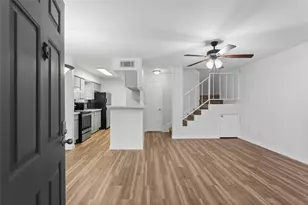 18800 Egret Bay Blvd, Webster, TX 77058 - Photo 4