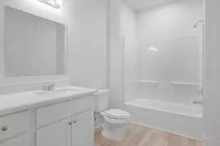 1115 32nd St, Galveston, TX 77550 - Photo 12