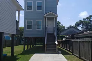 1115 32nd St, Galveston, TX 77550 - Photo 1