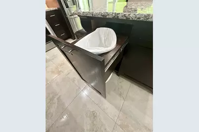 10518 Pleasanton Drive, Houston, TX 77038 - Photo 12