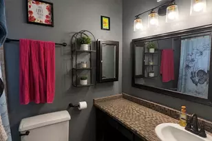 815 Redway Ln, Houston, TX 77062 - Photo 8
