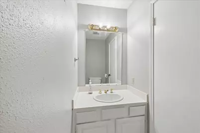 30 Lakewood Lane #30, Seabrook, TX 77586 - Photo 8