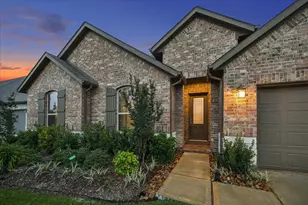 31106 Wyndfield Ct, Tomball, TX 77375 - Photo 2