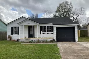 326 E 1st St, Deer Park, TX 77536 - Photo 1