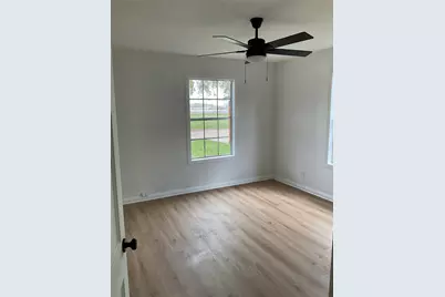 326 E 1st Street, Deer Park, TX 77536 - Photo 6