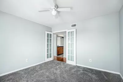 3085 Walnut Bend Lane #35, Houston, TX 77042 - Photo 10
