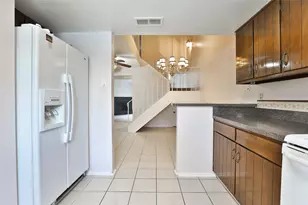 5005 Georgi Ln, Houston, TX 77092 - Photo 10