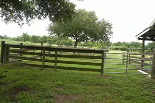 4077 FM949, Sealy, TX 77474 - Photo 8