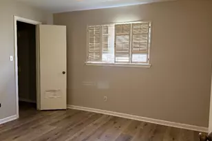 2218 Woodland Park Dr, Houston, TX 77077 - Photo 10