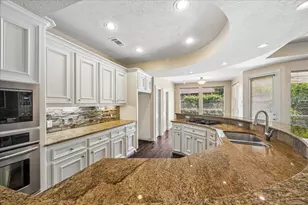 4510 Cypress Pond Ct, Houston, TX 77059 - Photo 18