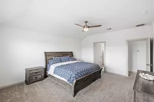 2823 Chase Cross Ln, Houston, TX 77047 - Photo 18