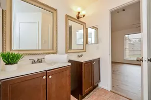 3315 Honey Creek Dr, Houston, TX 77082 - Photo 22