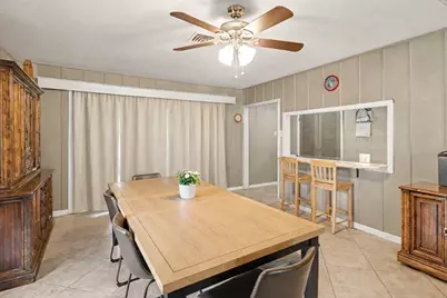 110 S Woodsway Street W, Conroe, TX 77301 - Photo 4