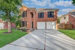 2005 Village Park Dr, Missouri City, TX 77489 - Photo 2