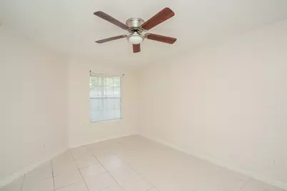 9700 Leawood Boulevard #1601, Houston, TX 77099 - Photo 16