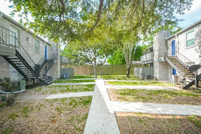 9700 Leawood Boulevard #1601, Houston, TX 77099 - Photo 2