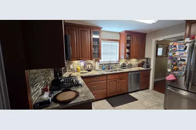 10306 Sagegreen Drive, Houston, TX 77089 - Photo 4