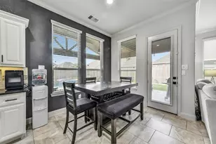 295 Clearwood Dr, League City, TX 77573 - Photo 10