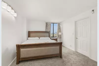 3525 Sage Road #1204, Houston, TX 77056 - Photo 14