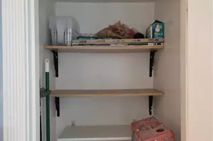 1016 E Tri Oaks Ln Ln, Houston, TX 77043 - Photo 12