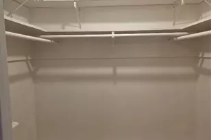 1016 E Tri Oaks Ln Ln, Houston, TX 77043 - Photo 14