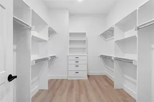 1423 E 36th St, Houston, TX 77022 - Photo 28