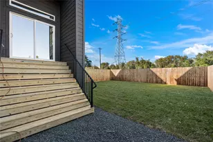 1423 E 36th St, Houston, TX 77022 - Photo 38