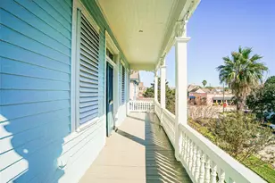 1412 Postoffice St, Galveston, TX 77550 - Photo 1