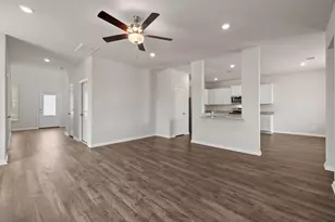 10811 Bright Beacon Dr, Beasley, TX 77417 - Photo 4