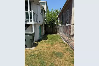 908 34th Street, Galveston, TX 77550 - Photo 10