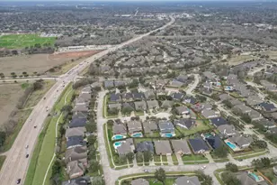 105 Hawke Bay Ln, Friendswood, TX 77546 - Photo 44