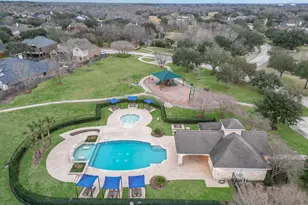 105 Hawke Bay Ln, Friendswood, TX 77546 - Photo 46