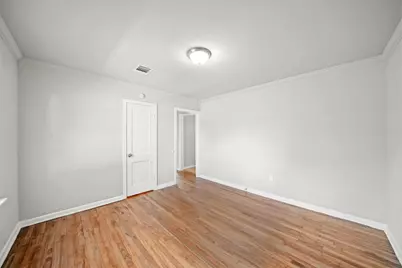 6617 S Lincoln Drive, Hitchcock, TX 77563 - Photo 4