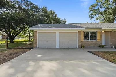 3405 Meadowlark Lane, Alvin, TX 77511 - Photo 4