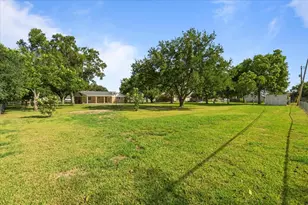 3405 Meadowlark Ln, Alvin, TX 77511 - Photo 34