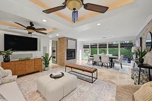 10034 Meadow Lake Ln, Houston, TX 77042 - Photo 10