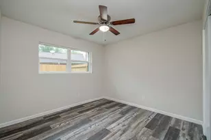 9406 Autauga St, Houston, TX 77080 - Photo 18